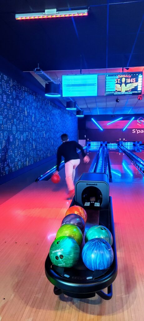 – Bowling –